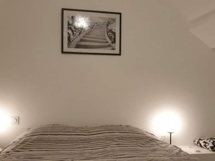 غرفة نوم 2/3 أشخاص على أسطح المنازل 