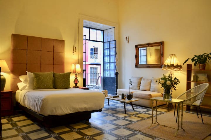 Beautiful Private Room in the Heart of Puebla