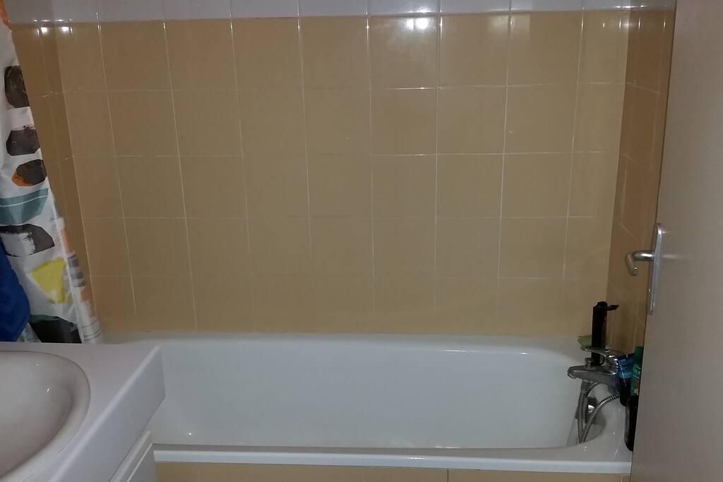 salle de bain commune