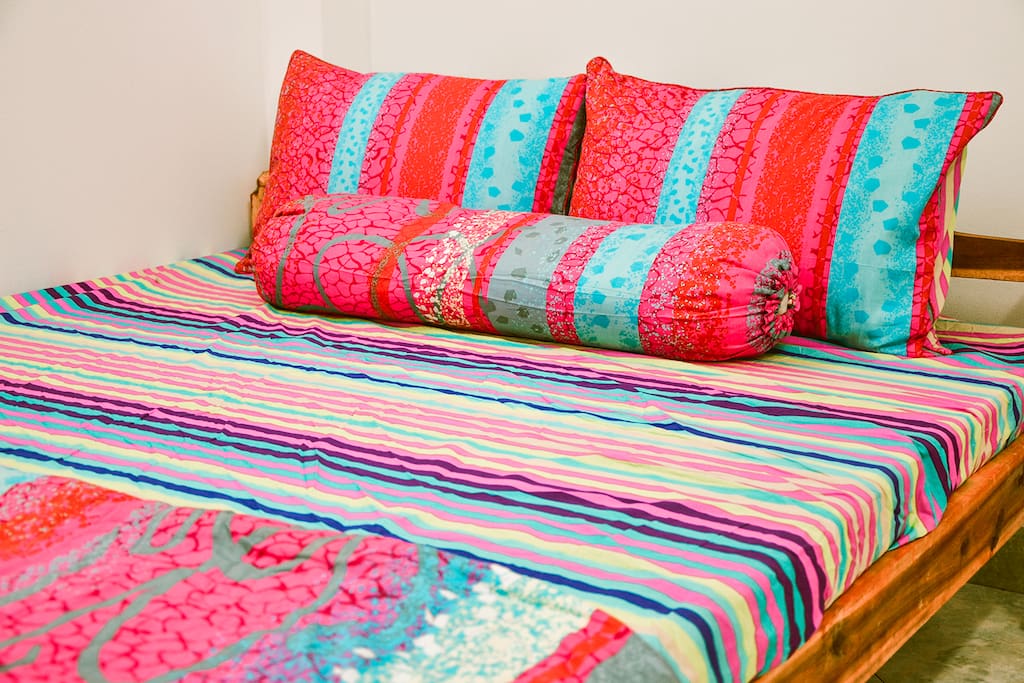Comfortable Queen bed for your sweet dreams!