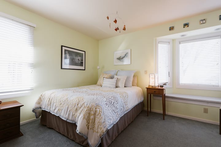 Quarto #1 com cama queen size