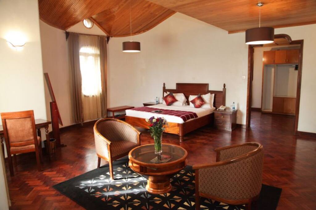 Large Suite