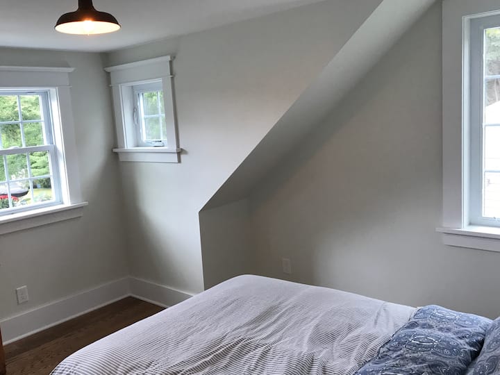 Krevet za goste, prozori za rukotvorine