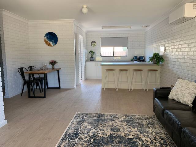 Esperance Beach Units