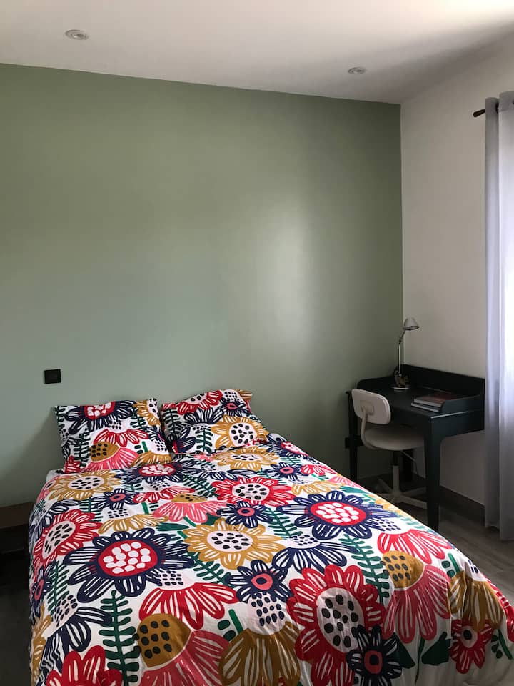 საძინებელი 2