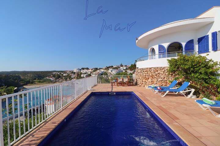 La Mar | Front line villa with Sea and Beach views gallery image 4