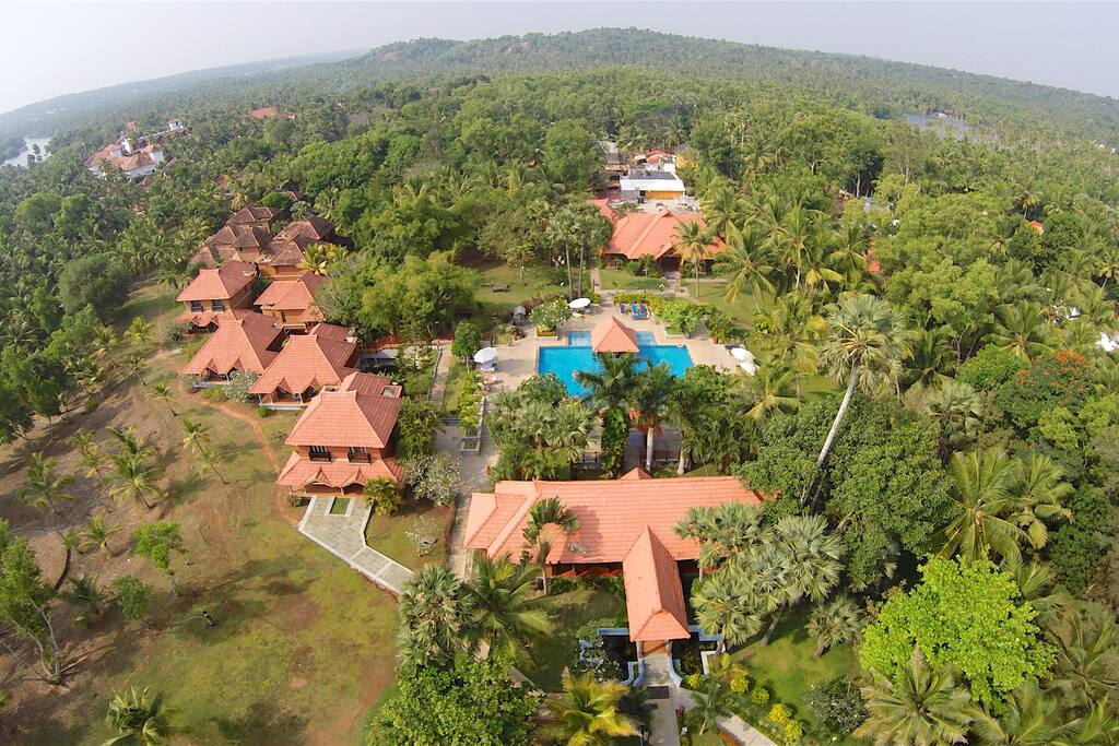 Land cottage lay out