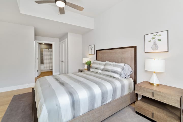 Hlavná spálňa 2 s kúpeľňou