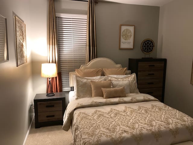 Justin And Edgar managed Airbnb listing 2