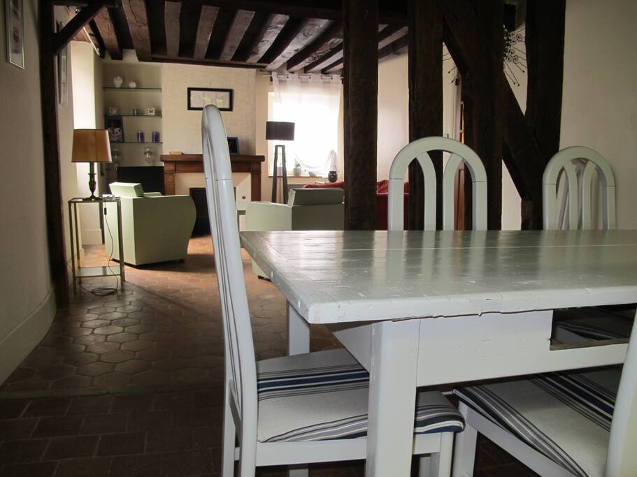 SALON ET SALLE A MANGER
