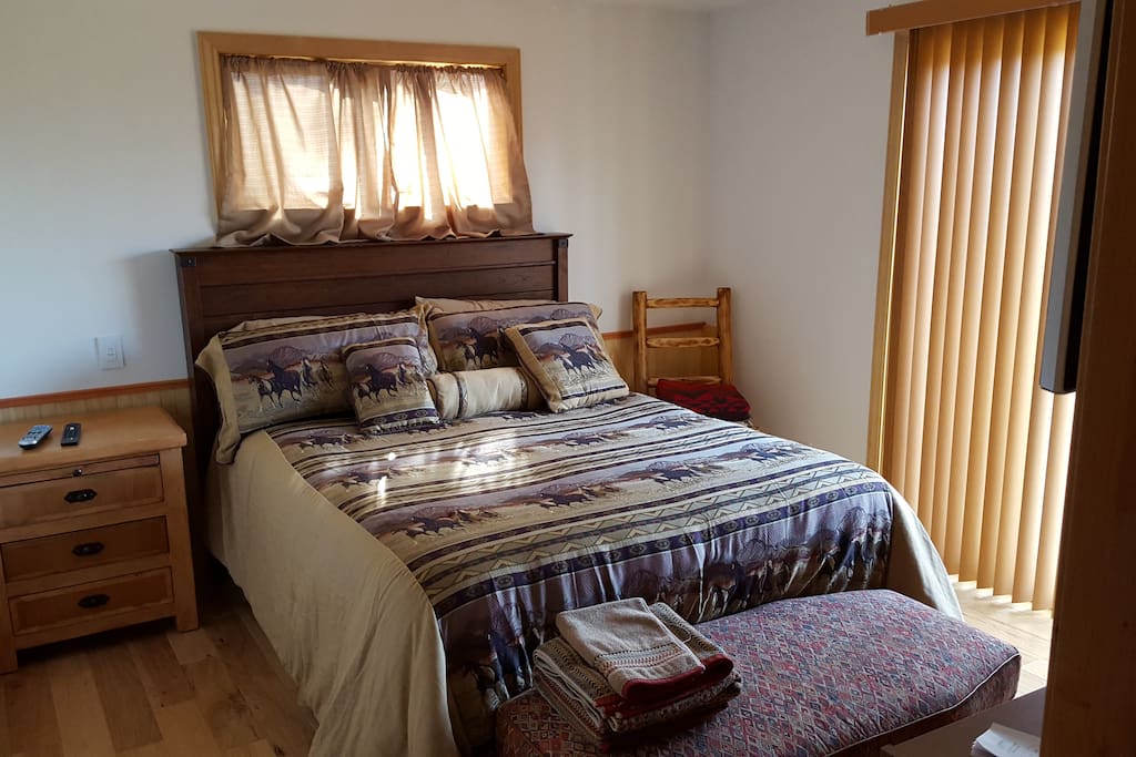 Front bedroom