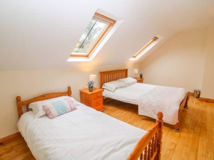 საძინებელი 2