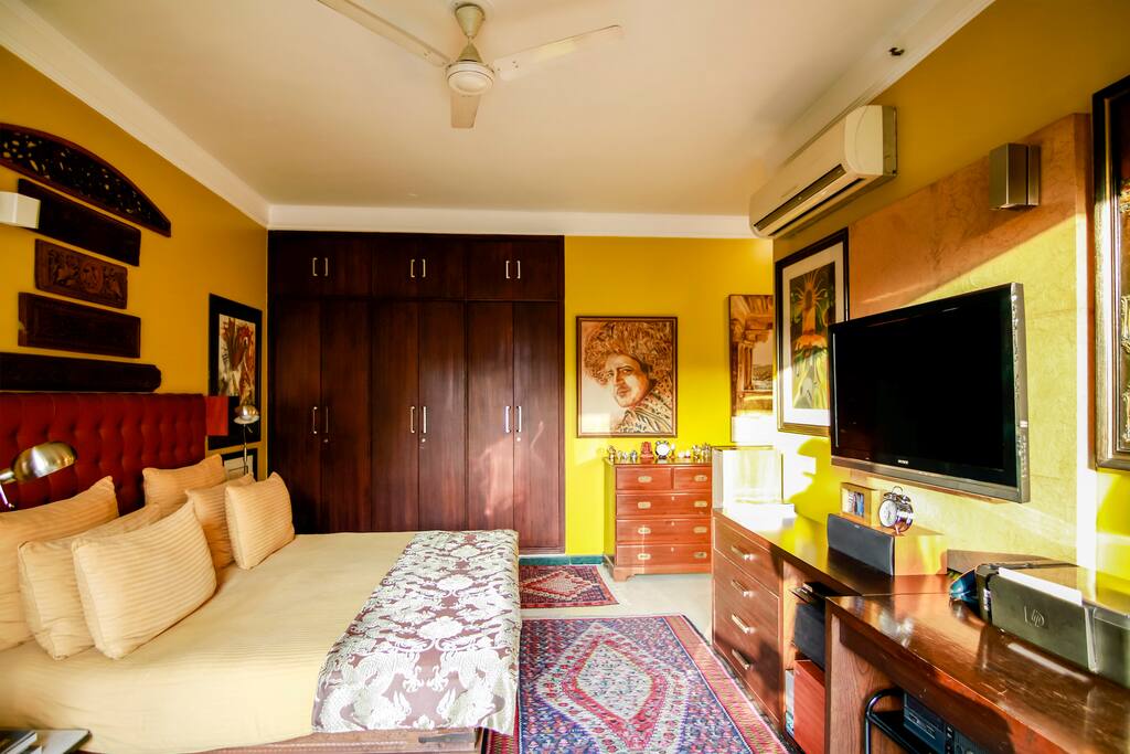Bedroom (2/4): Tastefully decorated. You are in an art lover's home afterall!