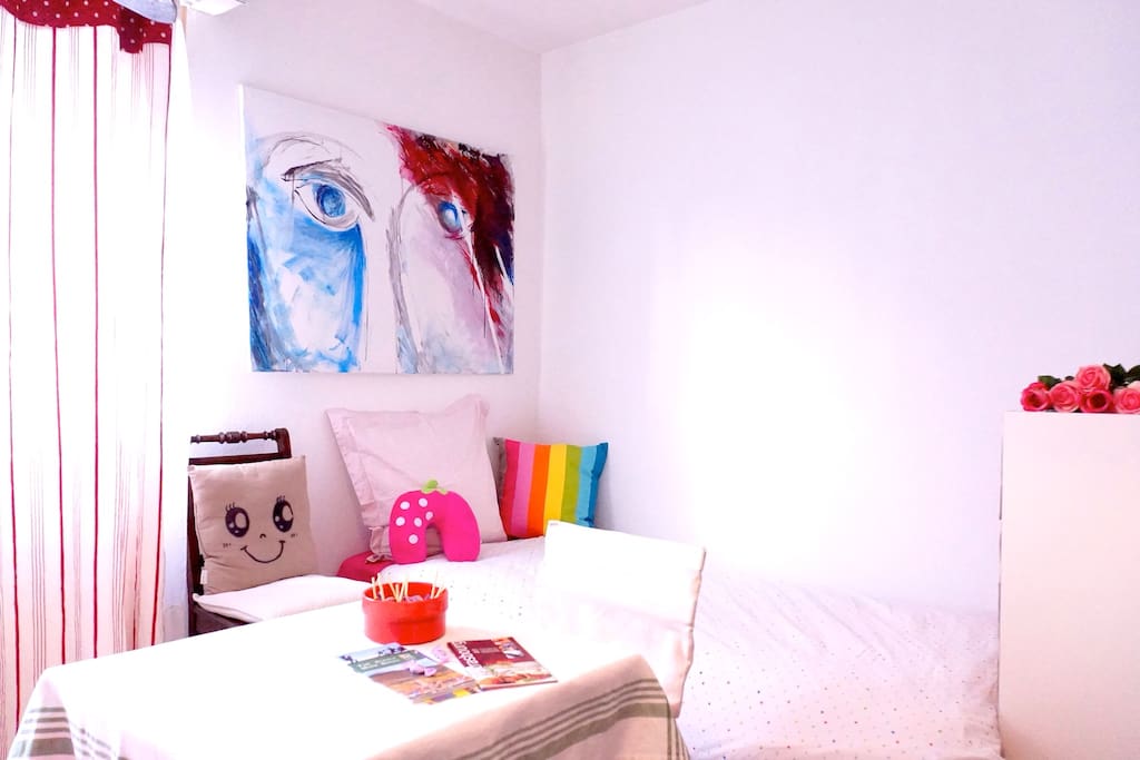Un vrai lit pour Vous ou votre enfant / A real bed for you or for your children
