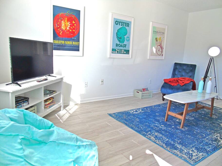 Enjoy the sunny and comfortable living room.