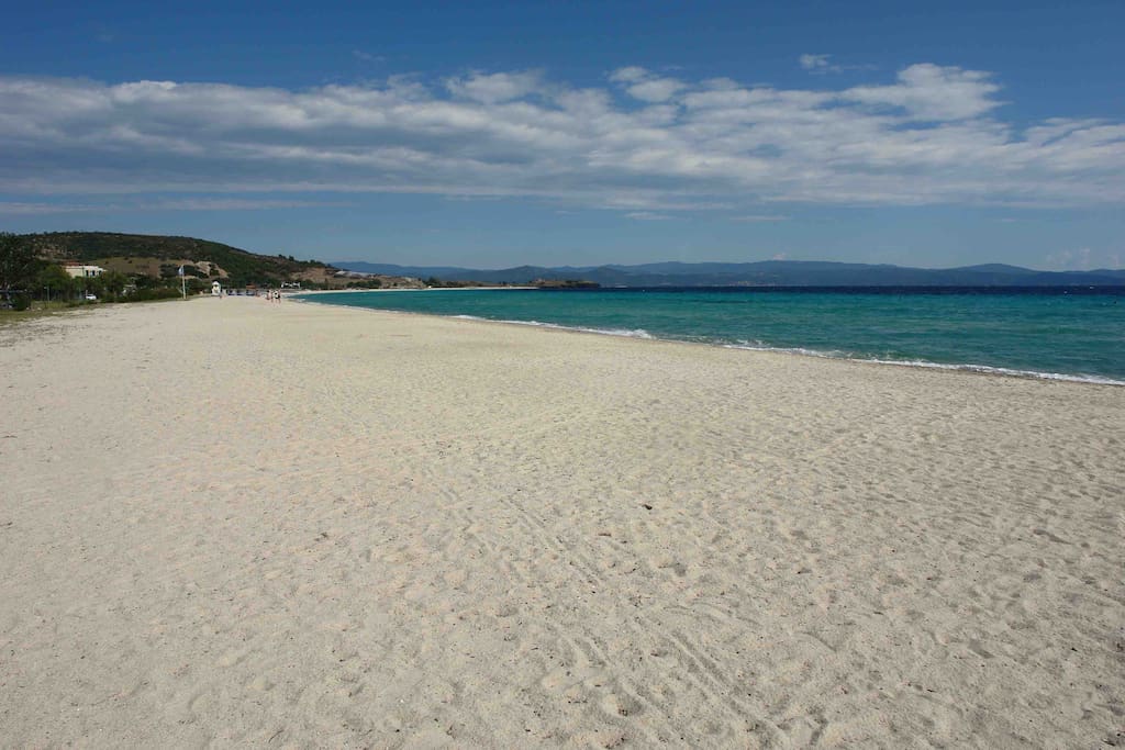 LIVROCHIO BEACH
TRANI AMMOUDA