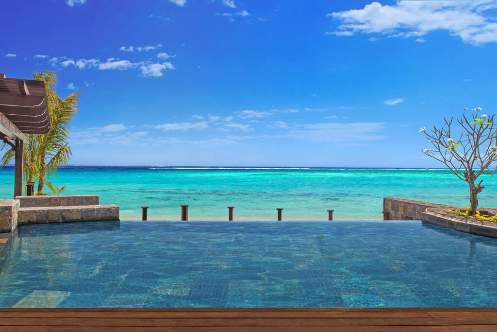 St. Regis 2 Bedroom Villa - Infinity Pool