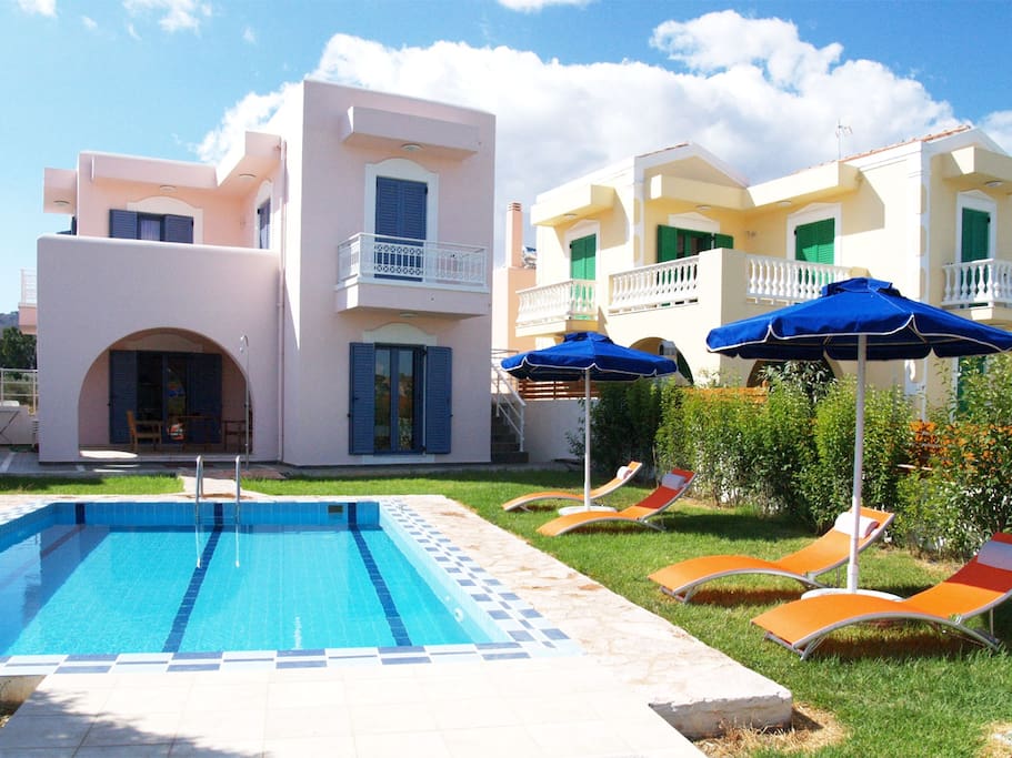 Amazing complex with 12 Villas