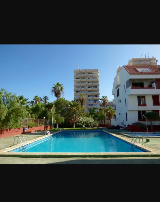 Complex swimming pool's