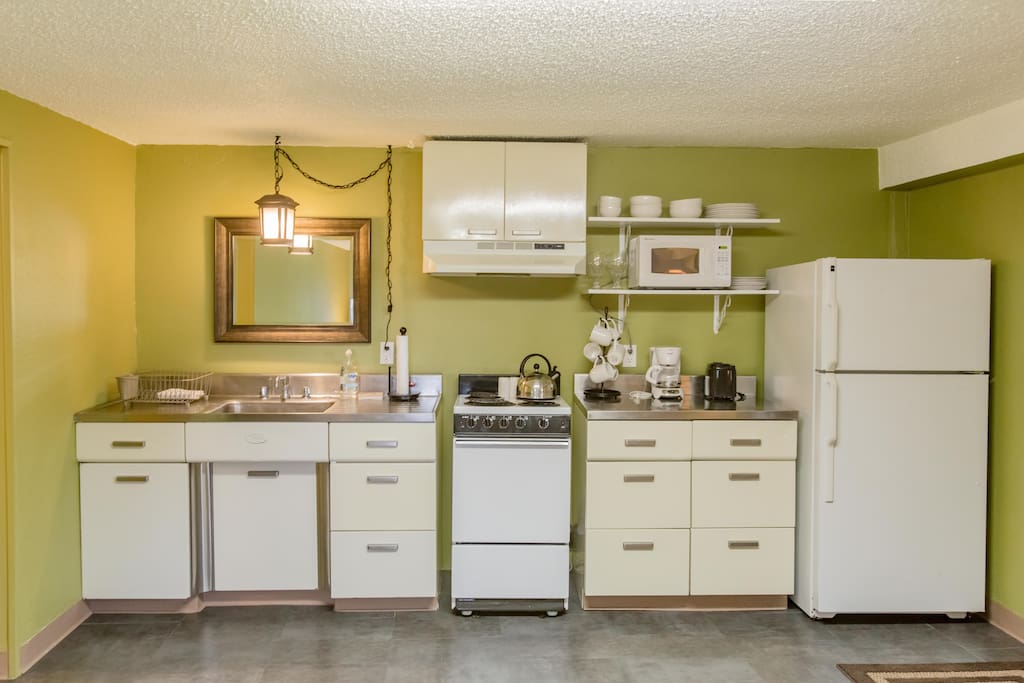 Lambton #7 - Kitchen