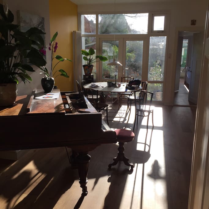 Heerlijk Lichte eetkamer/keuken Nice and light dinnerroom/kitchen