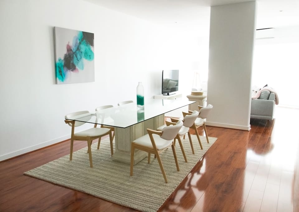 Open plan living/dining
