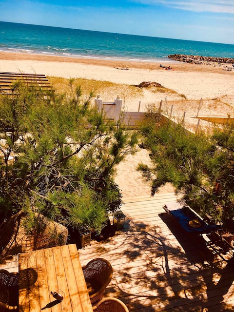 Mas Andalous l'Exception, private beach, 1st row