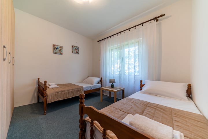 Спална соба 2