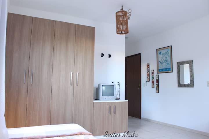 Суит с 03 единични легла 