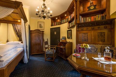 Tower room 1