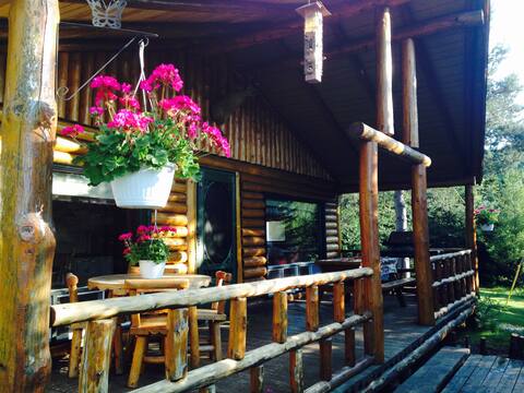 La Cache à Félix Log cabin