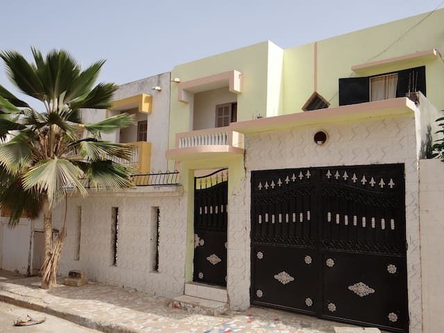 Maison de vacances à Grand Mbao !