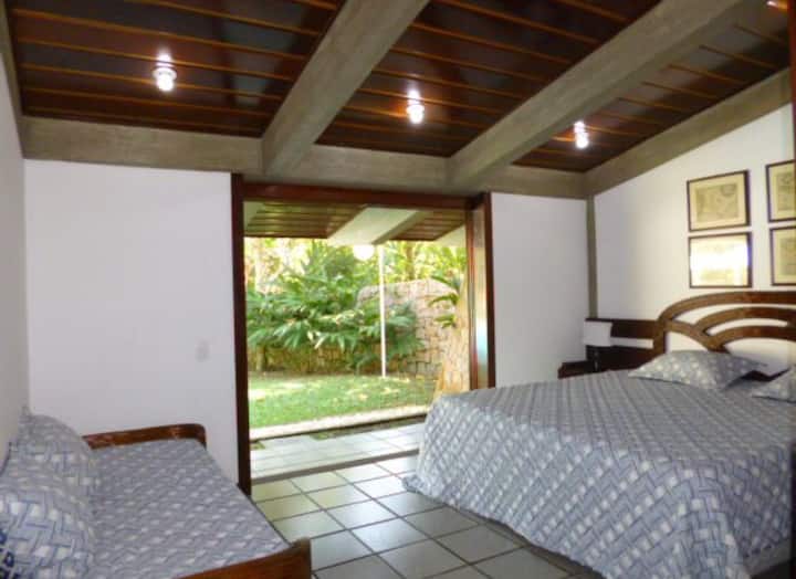 Northside Ground Floor Suite (2/5)