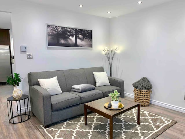 Ottawa Canada Apartment Rentals Airbnb