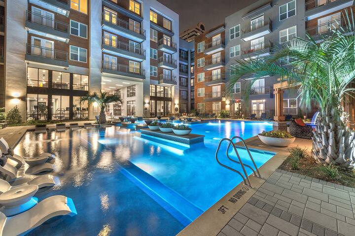 Galleria area living “ the heart of Houston”