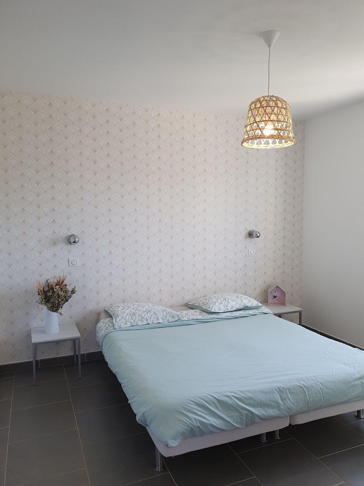 غرفة النوم 1