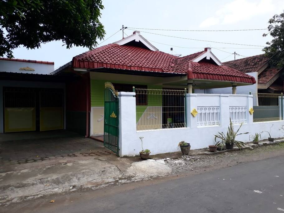 BLAMBANGAN HOMESTAY