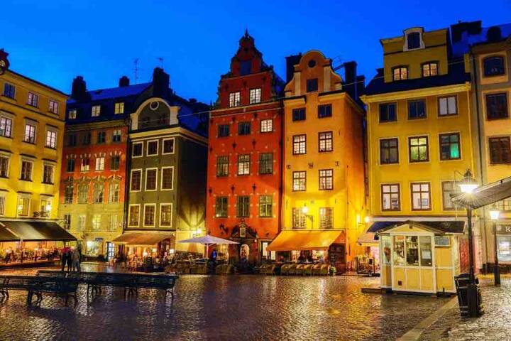Cosy Townhouse next to Royal Palace in Old Town.