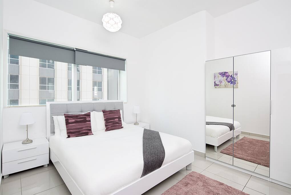 King size bed
