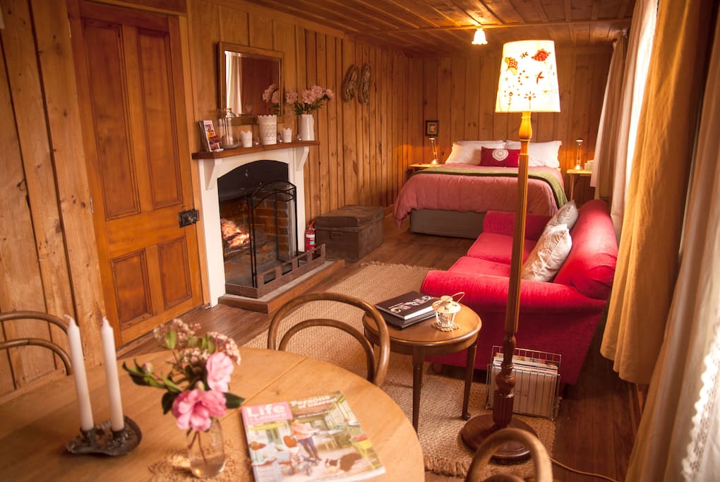 Relaxing and romantic accommodation. The open fire is a big favourite of guests staying in Red Cottage Staveley, near Mt Somers, Methven, Mt Hutt Ski area and Christchurch airport.