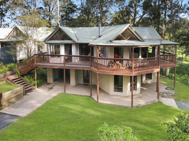 Seabreeze Bushland Escape Houses for Rent in Diamond Beach, New South