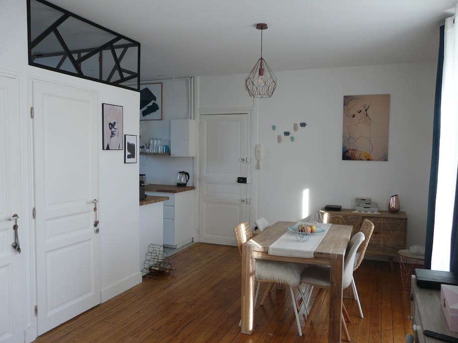 dining room with table for 4 people
