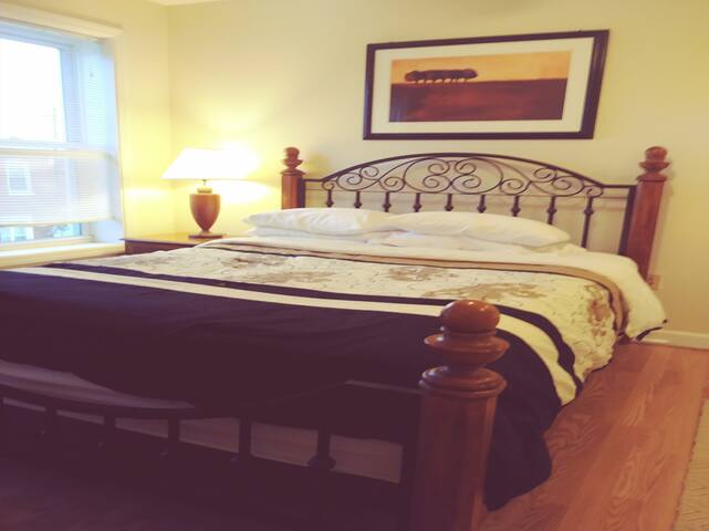 Beautiful, Quiet, Well-Appointed Long-Term Stay