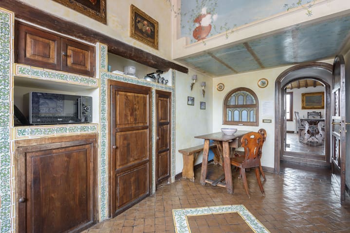 A quiet heaven penthouse in the heart of Rome gallery image 3