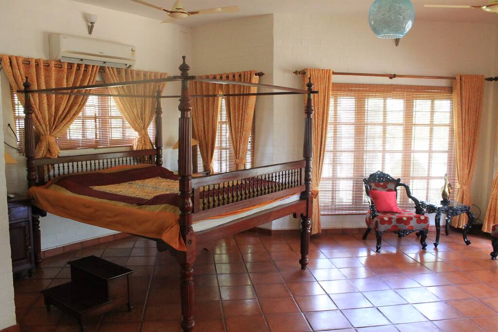 Master Bed Room over looking the lake
