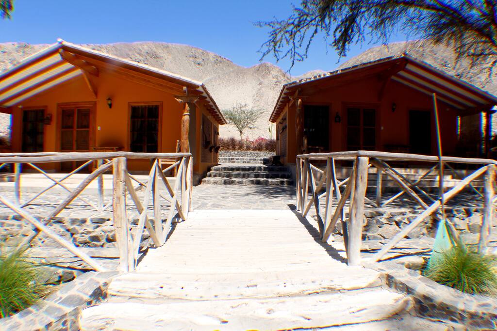 Entrada de las cabañas