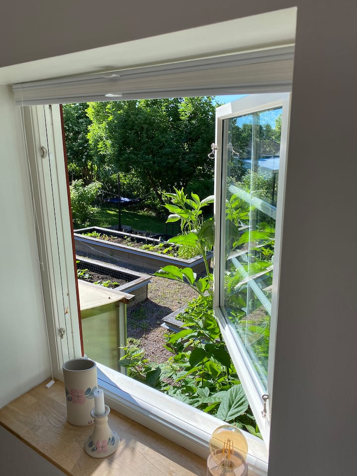 Brygghuset,all Year Living, Small Farm In The City - Skövde