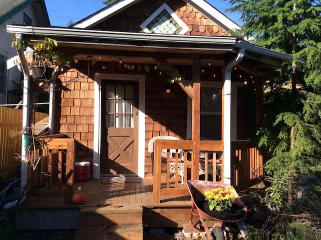 Airbnb Bellingham Vacation Rentals Places To Stay