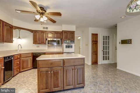 Live in A Campus 103