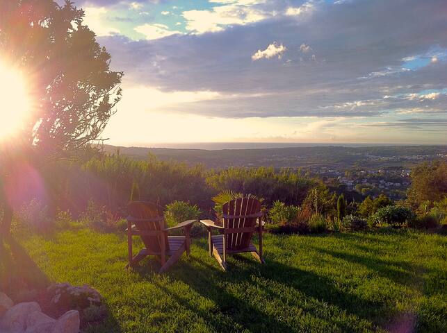 Courtyard villa with fireplace, pool in nature gallery image 4